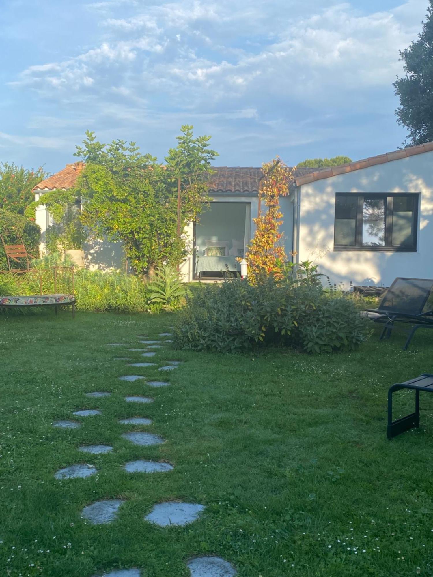 Mornac-sur-Seudre Le 5 Bis Bed & Breakfast エクステリア 写真